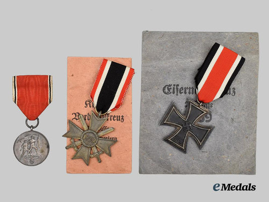 germany,_wehrmacht._a_mixed_lot_of_combat_and_occupation_awards___m_n_c1235