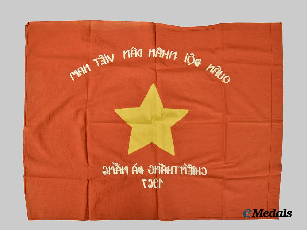 vietnam,_north_vietnam._a_vietnam_people's_army(_v_p_a)_victor_at_da_nang_flag1967___m_n_c1270
