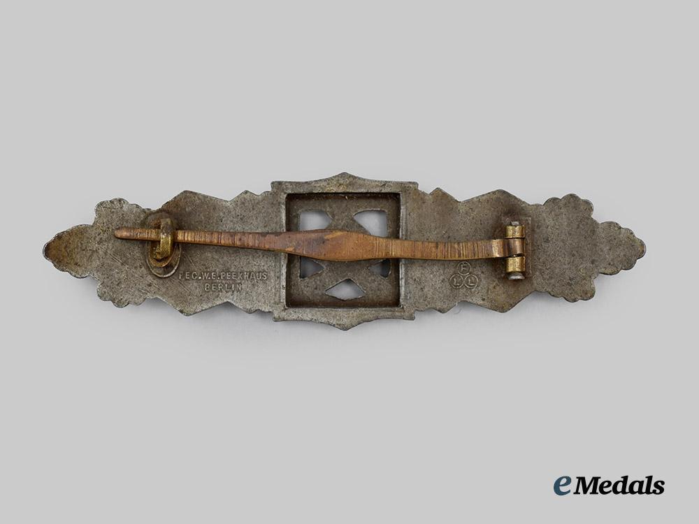 germany,_wehrmacht._a_close_combat_clasp,_bronze_grade,_second_pattern_by_friedrich_linden___m_n_c1278