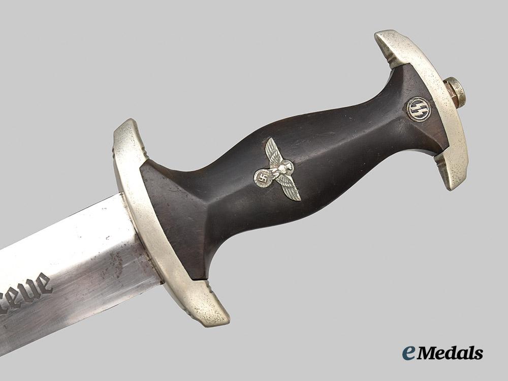 germany,_s_s._a_model1933_service_dagger,_ground-_out_röhm_version,_by_heinrich_böker&_co.___m_n_c1305