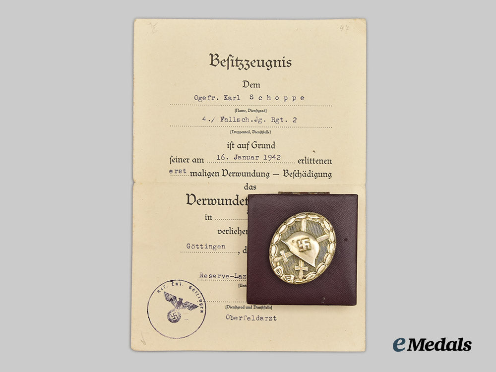 germany,_luftwaffe._a_rare_lot_of_awards_and_documents_to_obergefreiter_karl_schoppe,_fallschirmäger-_regiment2___m_n_c1307