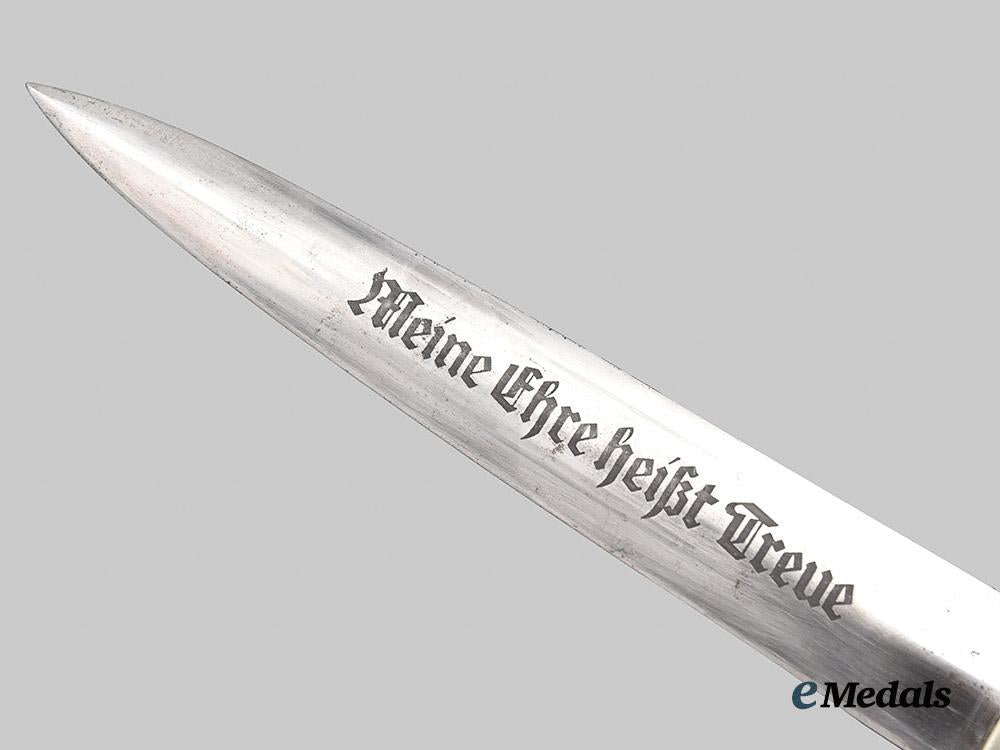 germany,_s_s._a_model1933_service_dagger,_ground-_out_röhm_version,_by_heinrich_böker&_co.___m_n_c1307