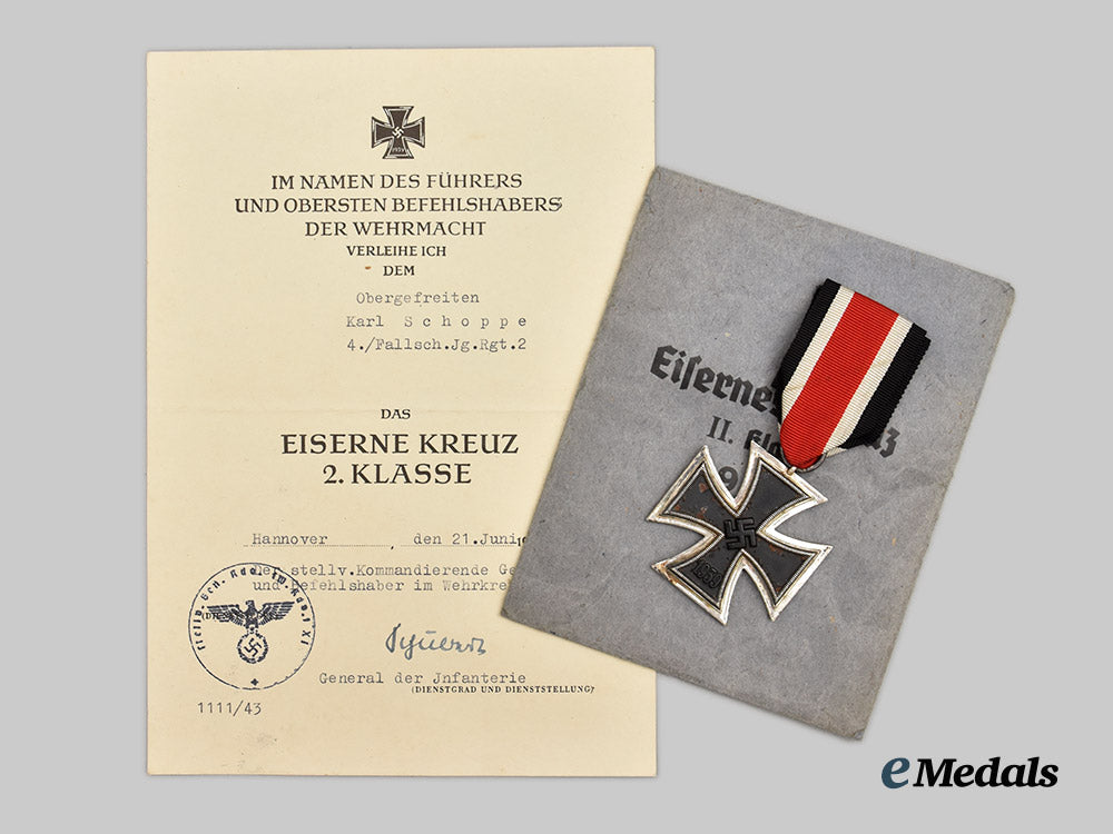 germany,_luftwaffe._a_rare_lot_of_awards_and_documents_to_obergefreiter_karl_schoppe,_fallschirmäger-_regiment2___m_n_c1312