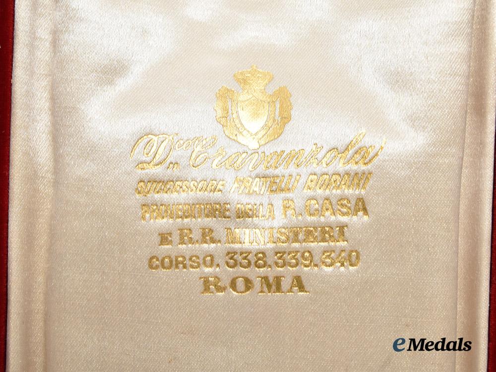 italy,_kingdom._an_order_of_the_crown_of_italy,_i_i_class_grand_officer_set,_in_case_by_cravanzola___m_n_c1342