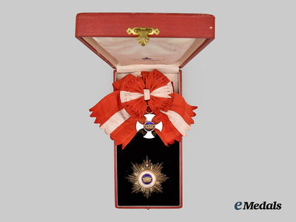 italy,_kingdom._an_order_of_the_crown_of_italy,_grand_cross_set,_by_cravanzola,_c.1900___m_n_c1344