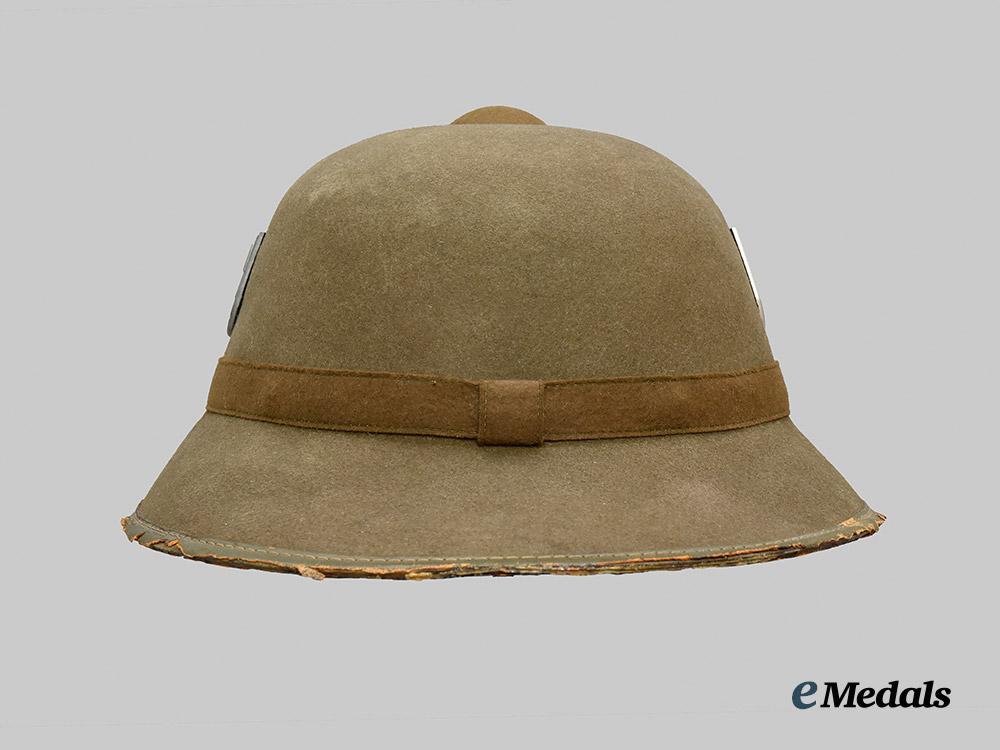 germany,_heer._a_tropical_helmet,_second_pattern,_unknown_maker_variant___m_n_c1346