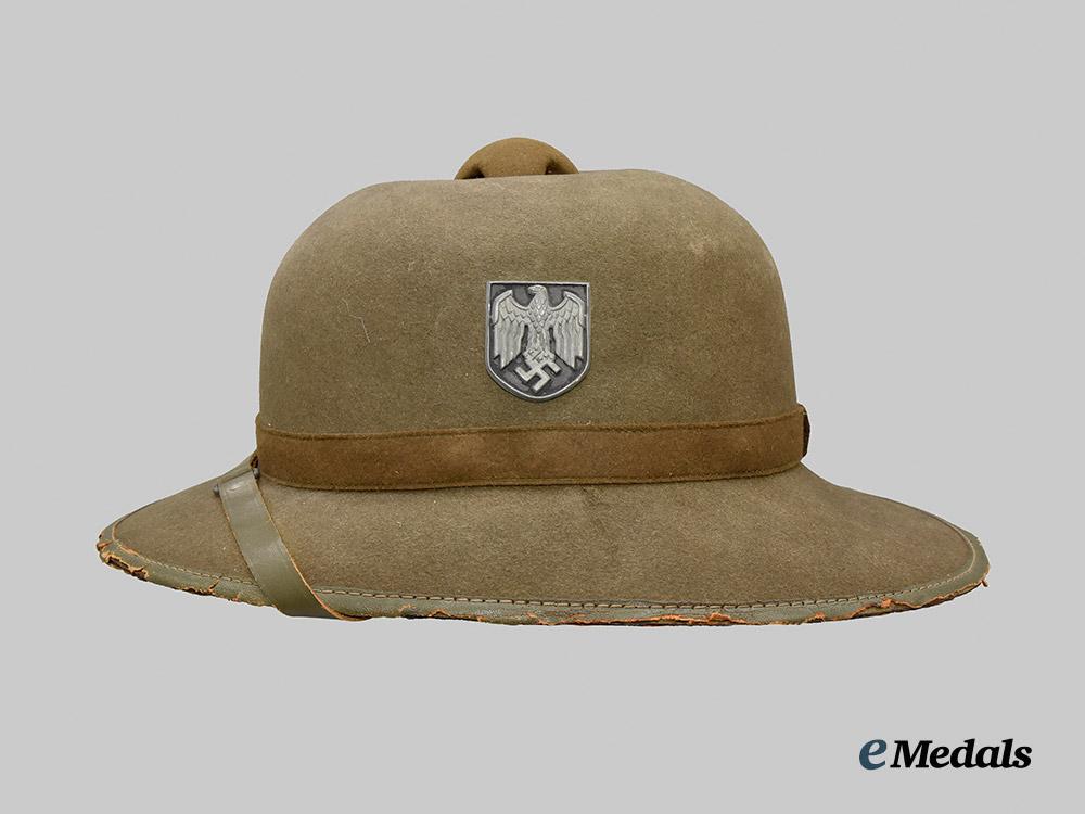 germany,_heer._a_tropical_helmet,_second_pattern,_unknown_maker_variant___m_n_c1347