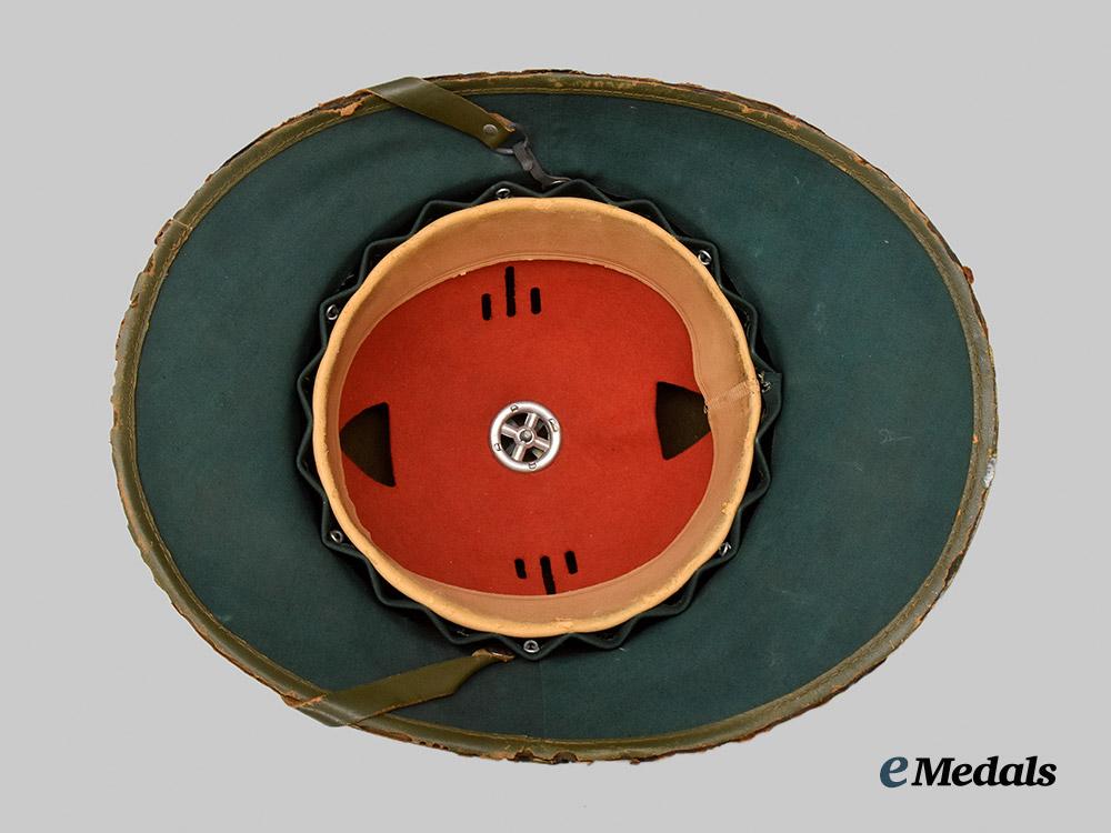 germany,_heer._a_tropical_helmet,_second_pattern,_unknown_maker_variant___m_n_c1350