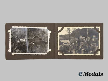 germany,_third_reich._a_mixed_lot_of_insignia_and_photographs___m_n_c1373