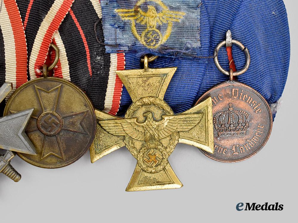 germany,_third_reich._a_medal_bar_for_world_war_and_police_service___m_n_c1379