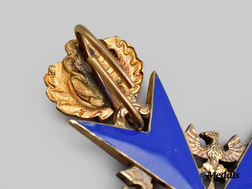 germany,_federal_republic._a_pour_le_mérite_with_oak_leaves,_superior_exhibition_example_by_steinhauer&_lück,_c.1967___m_n_c1449
