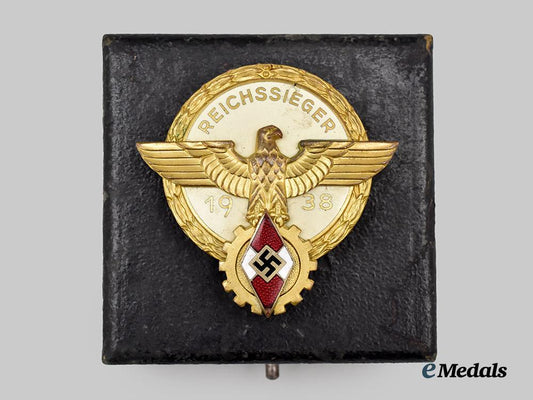 germany,_h_j._a1938_national_trade_competition_victor’s_badge,_gold_grade_in_case,_by_gustav_brehmer___m_n_c1465