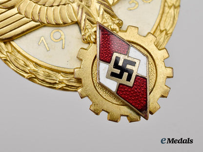 germany,_h_j._a1938_national_trade_competition_victor’s_badge,_gold_grade_in_case,_by_gustav_brehmer___m_n_c1474