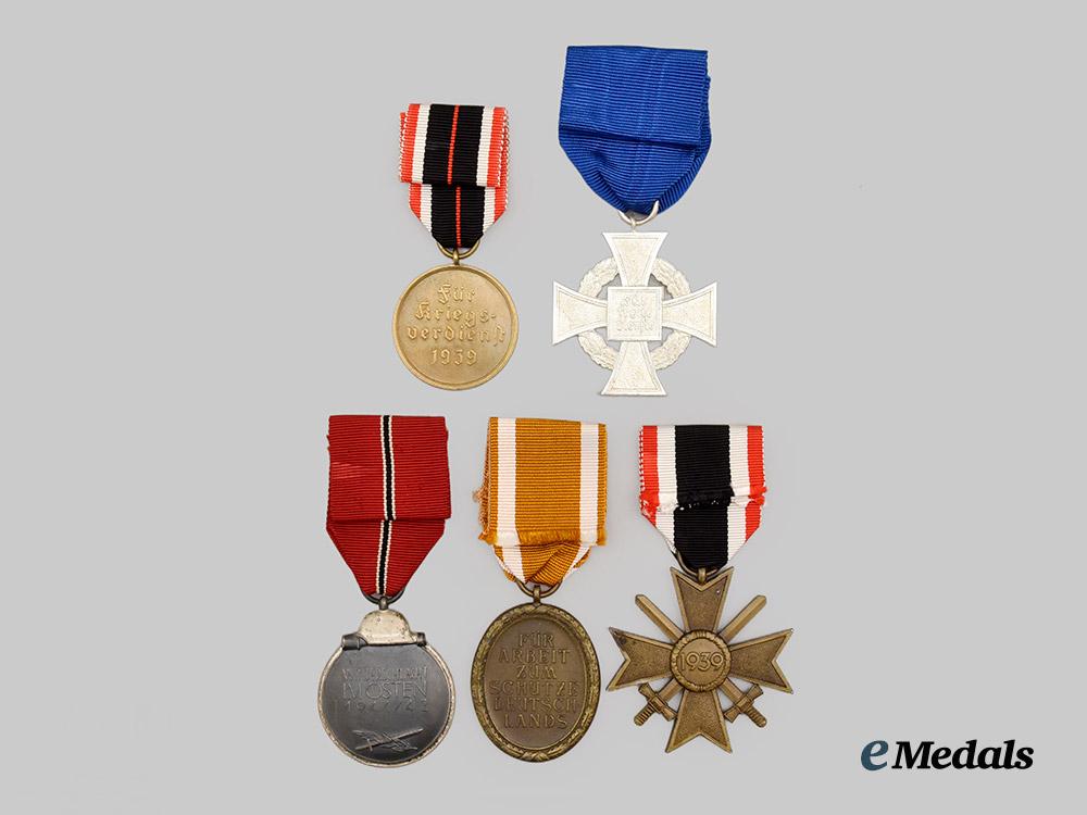 germany,_wehrmacht._a_mixed_lot_of_awards___m_n_c1520