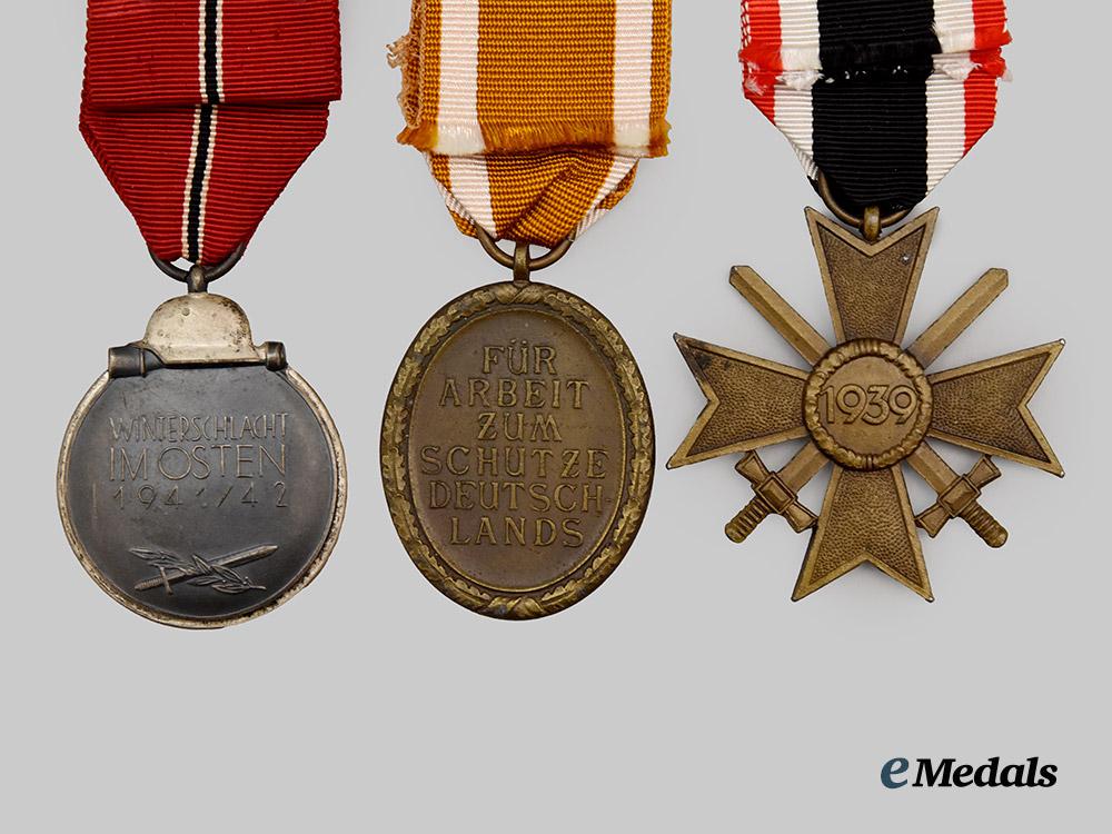 germany,_wehrmacht._a_mixed_lot_of_awards___m_n_c1521