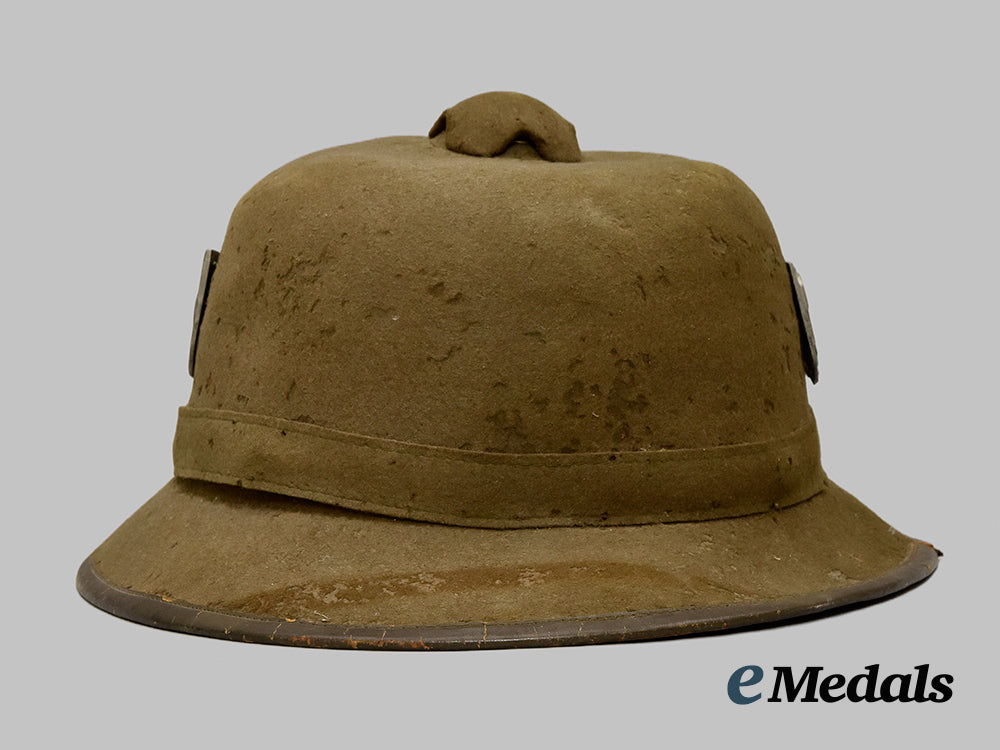 germany,_heer._a_second_pattern_pith_helmet___m_n_c1529