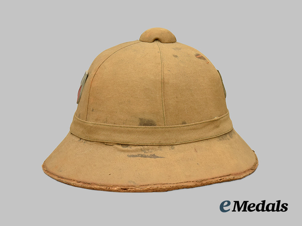 germany,_heer._a_first_pattern_pith_helmet,_by_keller&_co.___m_n_c1535
