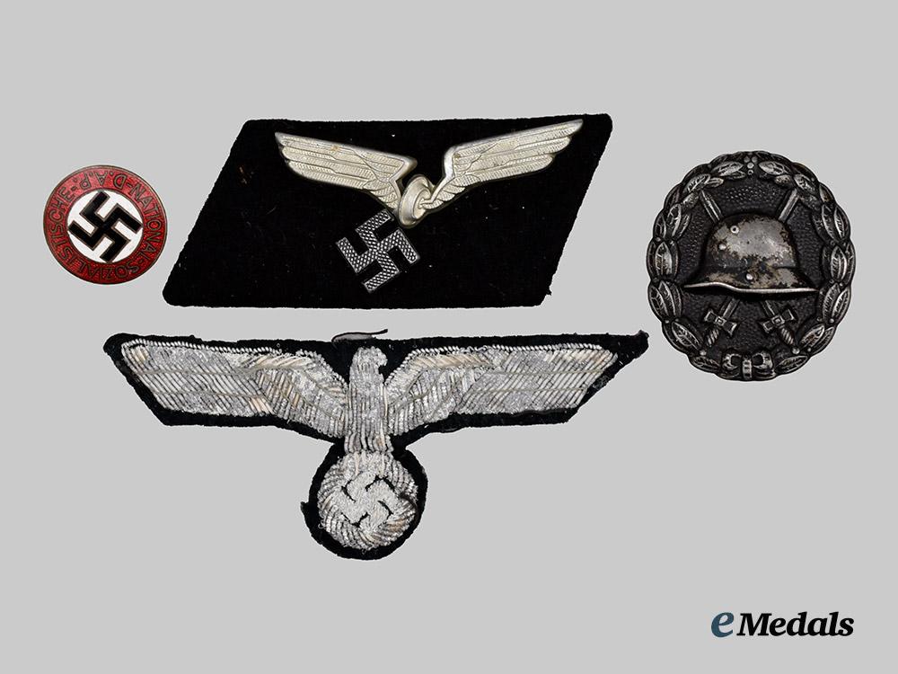 germany,_third_reich._a_mixed_lot_of_badges_and_insignia___m_n_c1535