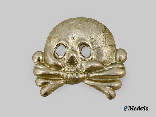 germany,_s_s._a_first_pattern_visor_cap_totenkopf_insignia___m_n_c1540