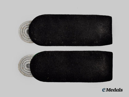 germany,_s_s._a_set_of_s_s-_sicherheitsdienst_sturmbannführer_shoulder_boards___m_n_c1544