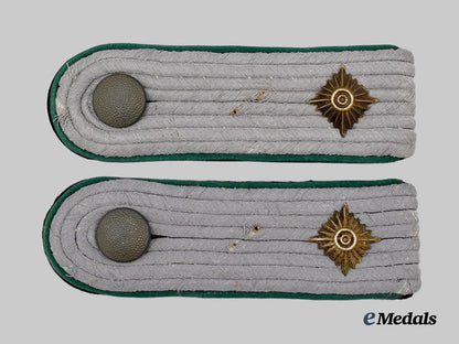 germany,_s_s._a_set_of_waffen-_s_s_gebirgsjäger_obersturmführer_shoulder_boards___m_n_c1556