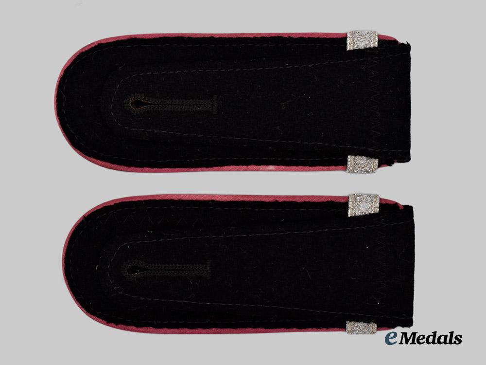 germany,_heer._a_set_of_heer_panzer_troops_n_c_o_candidate_shoulder_straps___m_n_c1562