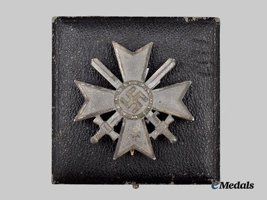 germany,_wehmacht._a_war_merit_cross,_i_class_with_swords_and_case,_by_wilhelm_deumer___m_n_c1571