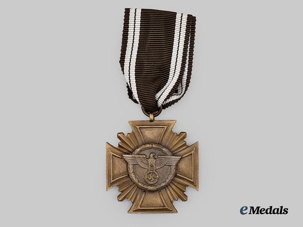 germany,_n_s_d_a_p._a_long_service_award,_i_i_i_class_for10_years___m_n_c1581