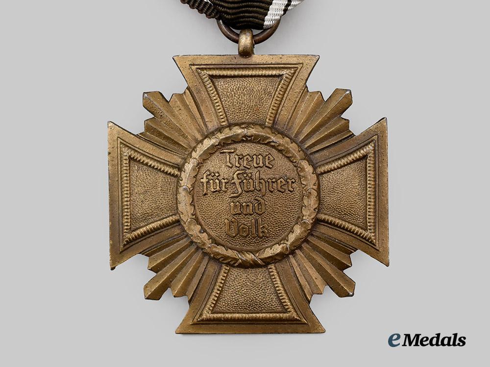 germany,_n_s_d_a_p._a_long_service_award,_i_i_i_class_for10_years___m_n_c1584