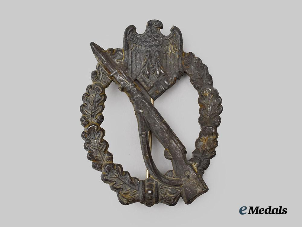 germany,_wehrmacht._an_infantry_assault_badge,_silver_grade,_by_gebrüder_wegerhoff___m_n_c1586
