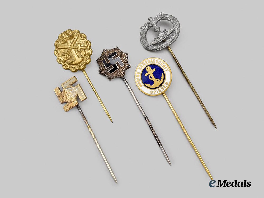 germany,_third_reich._a_mixed_lot_of_stick_pin_miniature_awards_and_badges___m_n_c1587