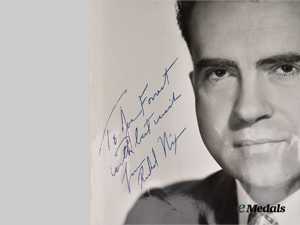 united_states._a_signed_photograph_of_a_young_richard_nixon_to_joe_forest___m_n_c1591