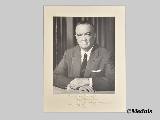 united_states._a_signed_photograph_of_american_f_b_i_director_john_edgar_hoover___m_n_c1596