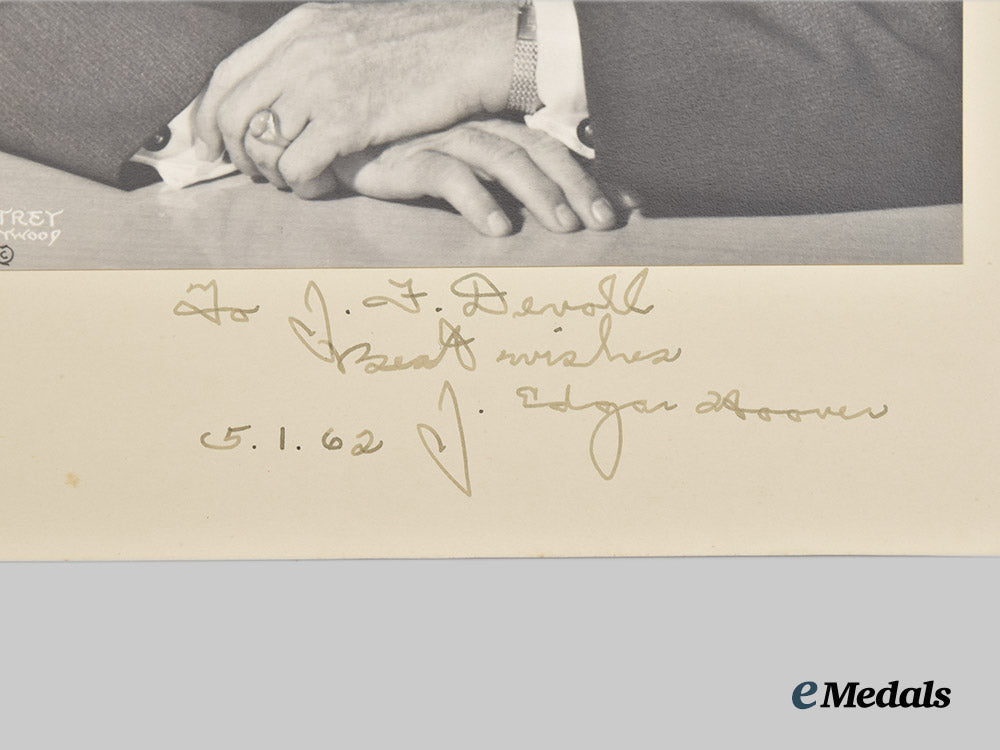 united_states._a_signed_photograph_of_american_f_b_i_director_john_edgar_hoover___m_n_c1597
