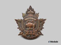 Canada, CEF. A 233rd Infantry Battalion "Canadiens Français" Cap Badge, Type I with "D'Outre Mer du Nord Ouest"