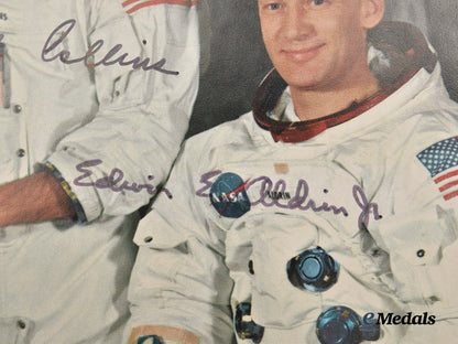 united_states._an_exceptional_signed_photograph_of_all_three_members_of_the_n_a_s_a_apollo11_crew;_mission_to_the_moon___m_n_c1623