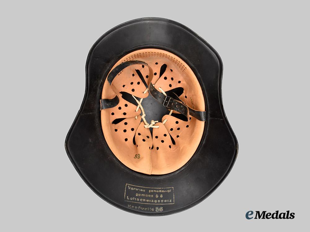 germany,_third_reich._a_luftschutz_gladiator_helmet,_mid-_war_three-_piece_version___m_n_c1648