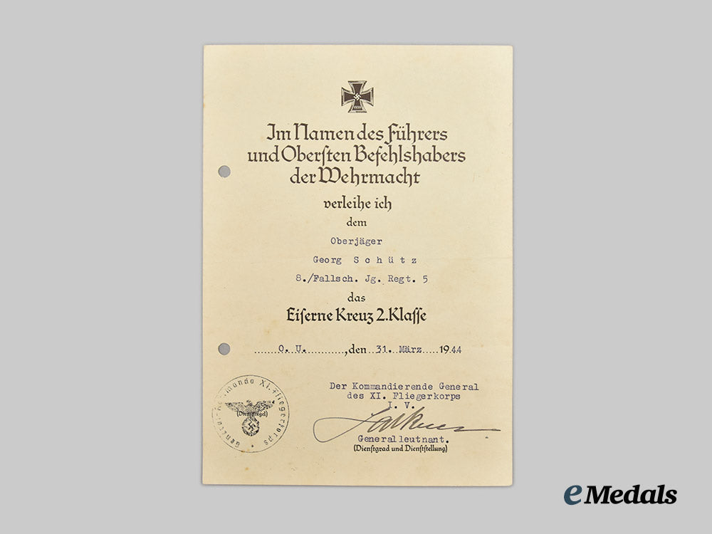 germany,_luftwaffe._a_rare_wartime_photo_and_award_document_group_from_the_estate_of_georg_schütz,_fallschirmjäger-_regiment_hermann_göring___m_n_c1650