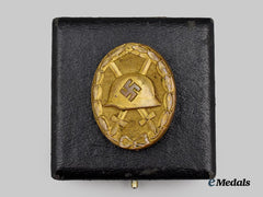 Germany, Wehrmacht. A Gold Grade Wound Badge, with Case, by the Vienna Mint
