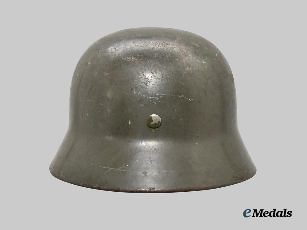 germany,_heer._an_m40_stahlhelm,_single_decal_version_and_owner-_attributed,_by_eisenhüttenwerke_thale___m_n_c1658