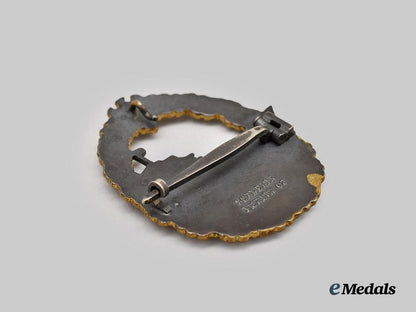 germany,_kriegsmarine._a_destroyer_war_badge,_variation2,_by_schwerin___m_n_c1666