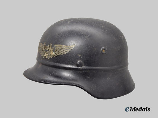 germany,_third_reich._a_luftschutz_m35_beaded_stahlhelm,_by_f._w._quist___m_n_c1668
