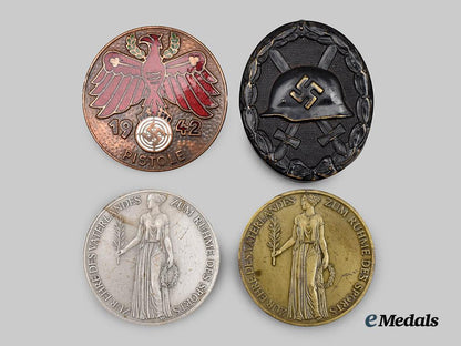 germany,_third_reich._a_mixed_lot_of_badges_and_medals___m_n_c1677