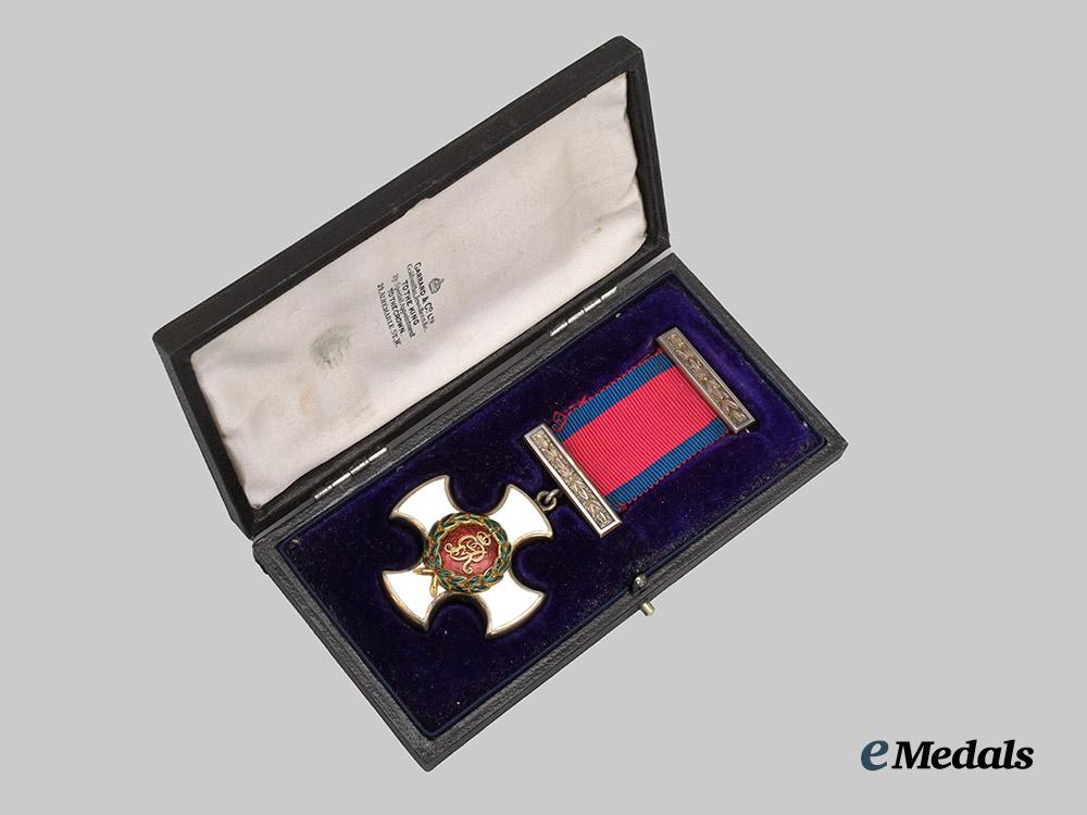 canada,_c_e_f._a_first_war_d_s_o_and_m_c_with_bar_to_major_mc_caghey,_gallantry_at_lens_and_camery,1918___m_n_c1700