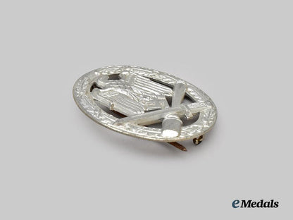 germany,_wehrmacht._a_mint_general_assault_badge,_by_funcke&_brüninghaus___m_n_c1702