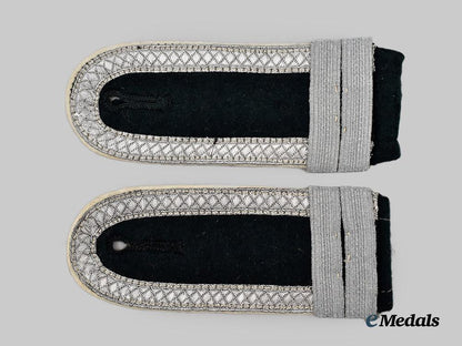 germany,_heer._a_set_of_infantry_officer_candidate_shoulder_straps___m_n_c1716
