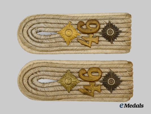 germany,_heer._a_set_of_infanterie-_regiment46_hauptmann_shoulder_boards___m_n_c1727