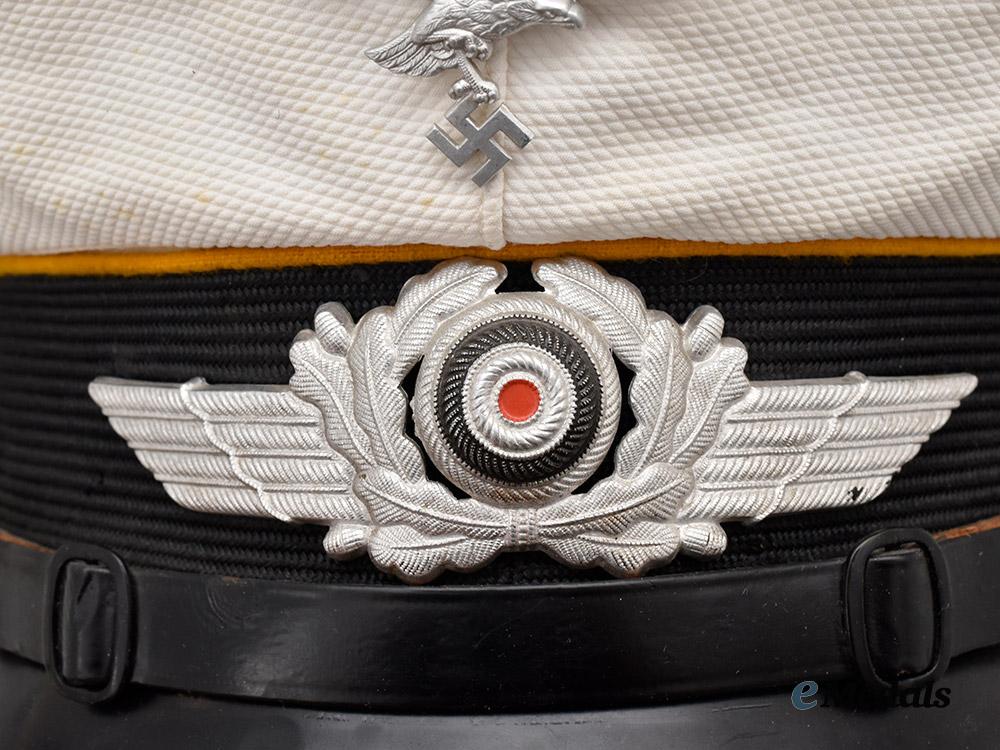germany,_luftwaffe._a_flight_personnel_summer_visor_cap,_by_clemens_wagner___m_n_c1729