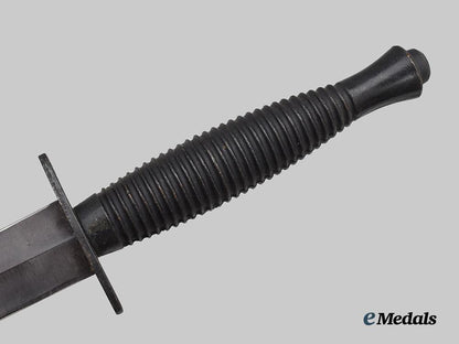 united_kingdom._a_commemorative_fairbairn-_sykes_fighting_knife,_by_imperial_gudedge_co,_c.1970___m_n_c1753