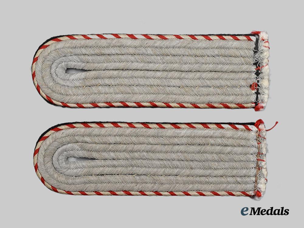 germany,_s_s._a_rare_set_of_s_s-_fachführer_untersturmführer_shoulder_boards___m_n_c1767